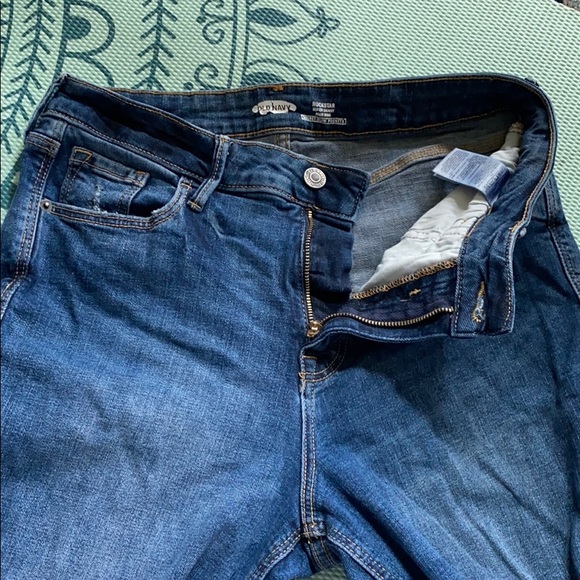 Old Navy Jeans! 🦋 - Picture 1 of 8